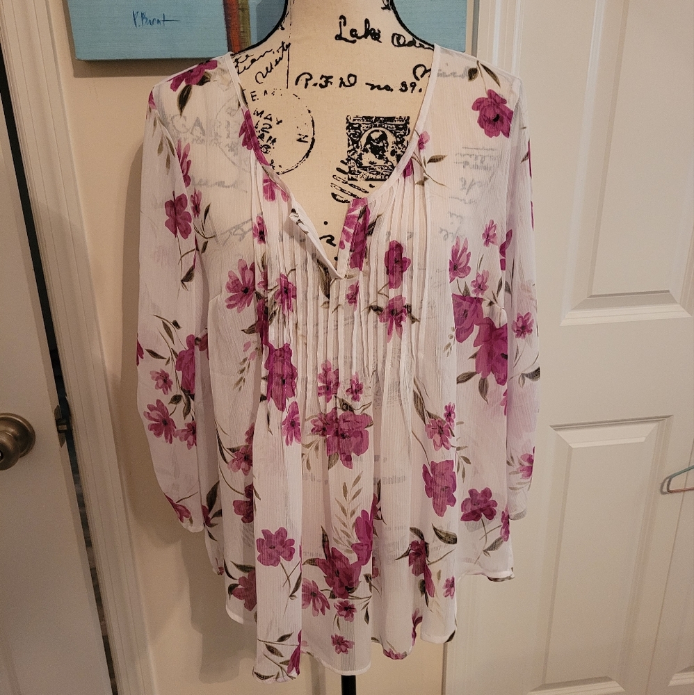 Torrid Floral Sheer Top size 1(1X)